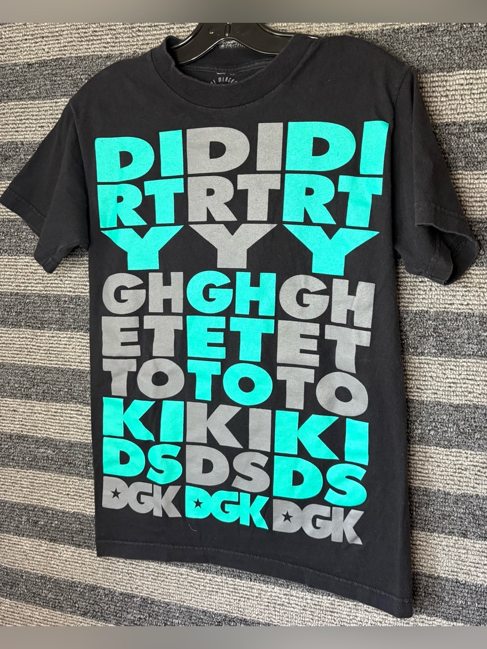 DGK Dirty Ghetto Kids Black T-Shirt Teal & Gray Block Letters Men’s Small EUC